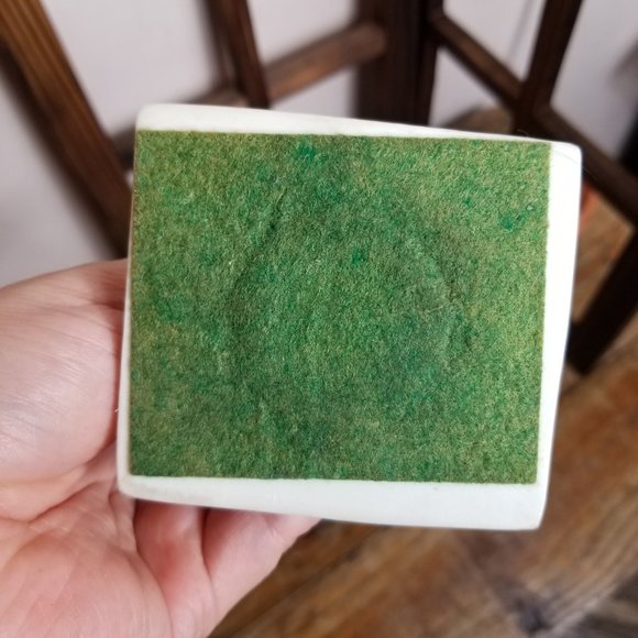 Vintage 1968 Russ Berries Co's Go Ahead ... Everyone Else Does Figurine 5.5" - Picture 10 of 10